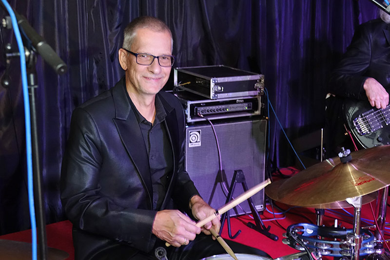 04 - UDO TRIBUTE BAND - IVO SAMITZ